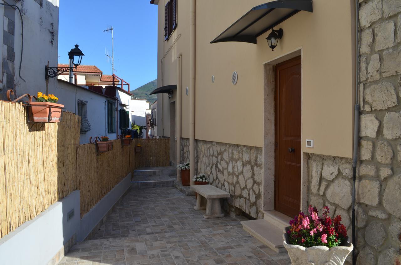 Vicoletto Dell'Aria Bed & Breakfast Вико Екуензе Екстериор снимка