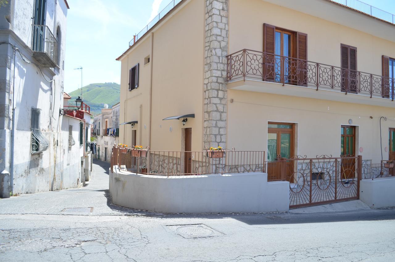Vicoletto Dell'Aria Bed & Breakfast Вико Екуензе Екстериор снимка