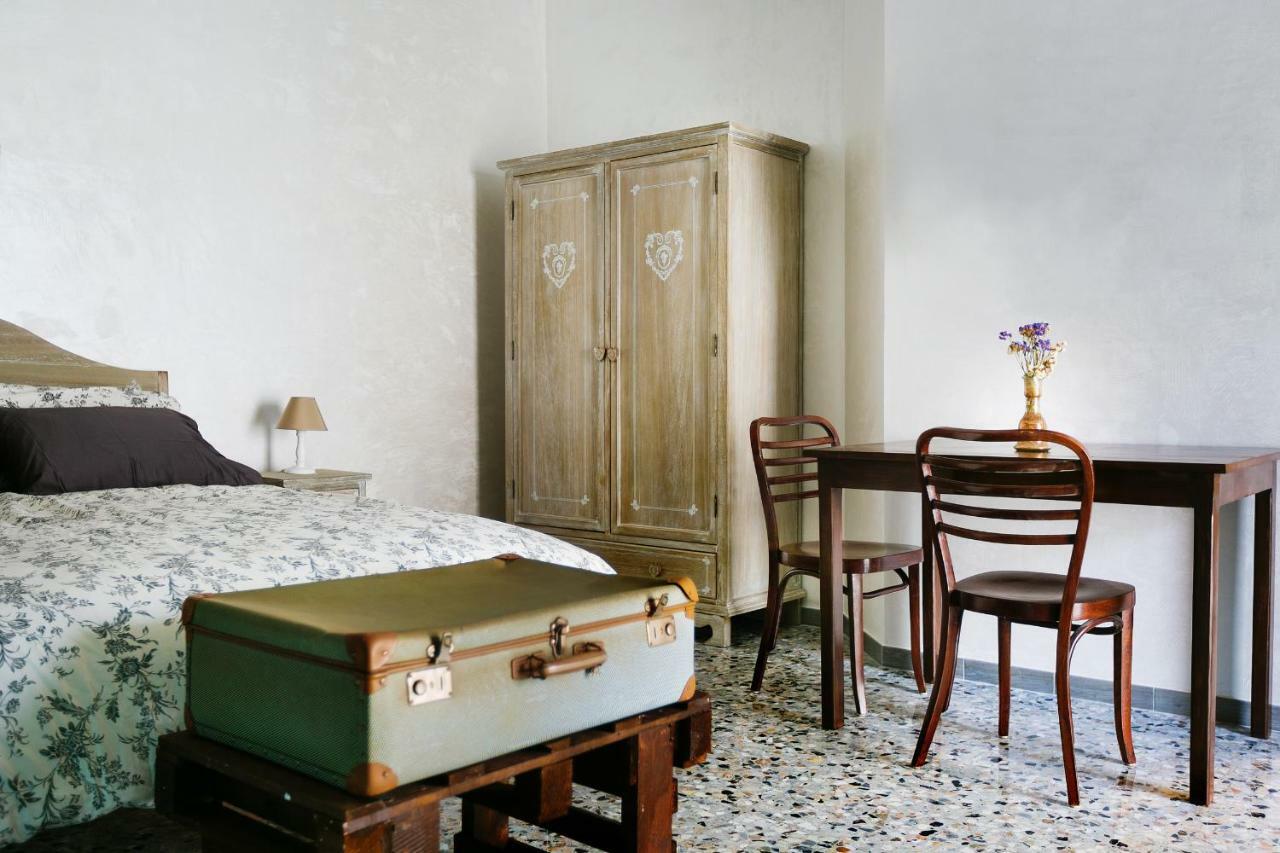 Vicoletto Dell'Aria Bed & Breakfast Вико Екуензе Екстериор снимка